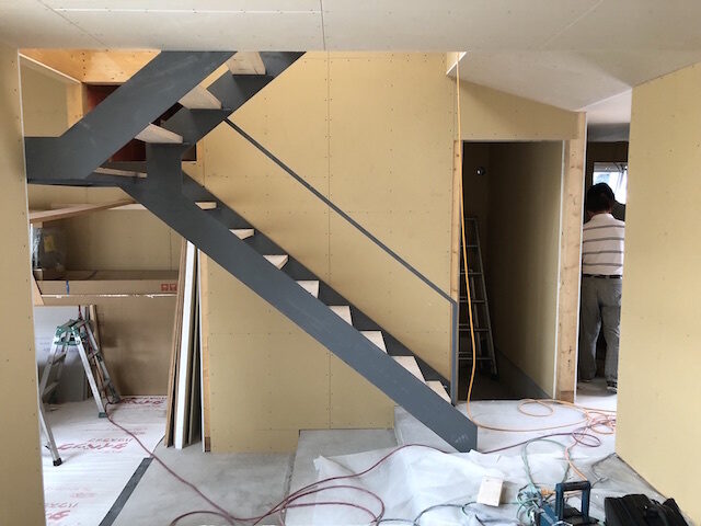 Neco18080404